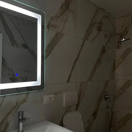 Besnik Apartment *
